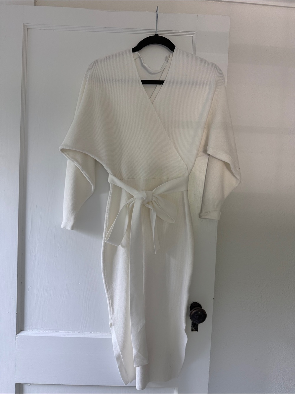 MIDI White Knit Dress